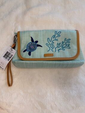 NWT Vera Bradley Straw RFID Wristlet – Turtle Dream Sea Turtle Embroidery